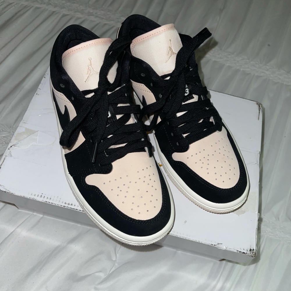 WNS AIR JORDAN 1 LOW